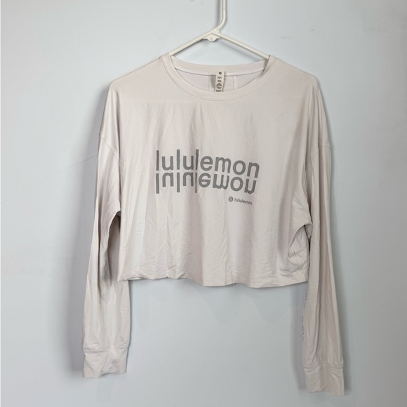 Lululemon Muscle Love Long Sleeve Motif Size 6 White 03044 - Picture 1 of 6